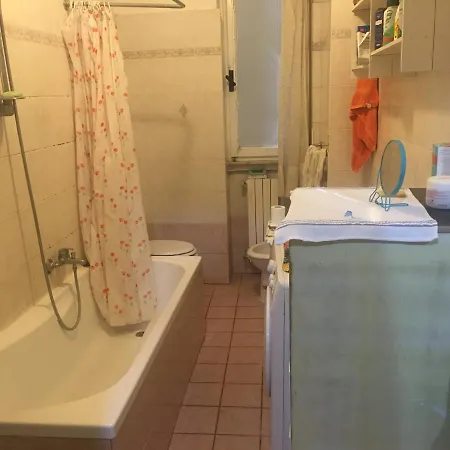 Quarto em Acomodações Particulares Morelli Livorno